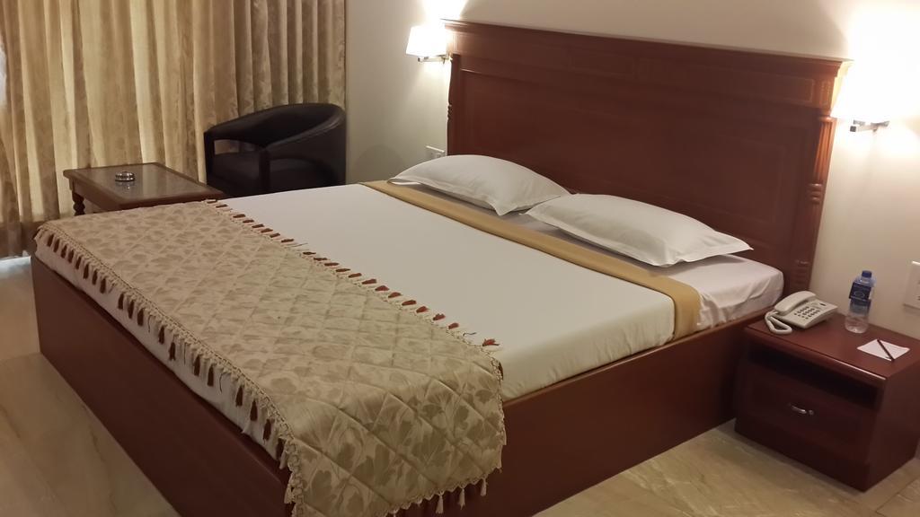 Paramount Inn Sriperumbudur Exteriér fotografie